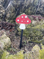 Load image into Gallery viewer, Polywood Nature Critters
