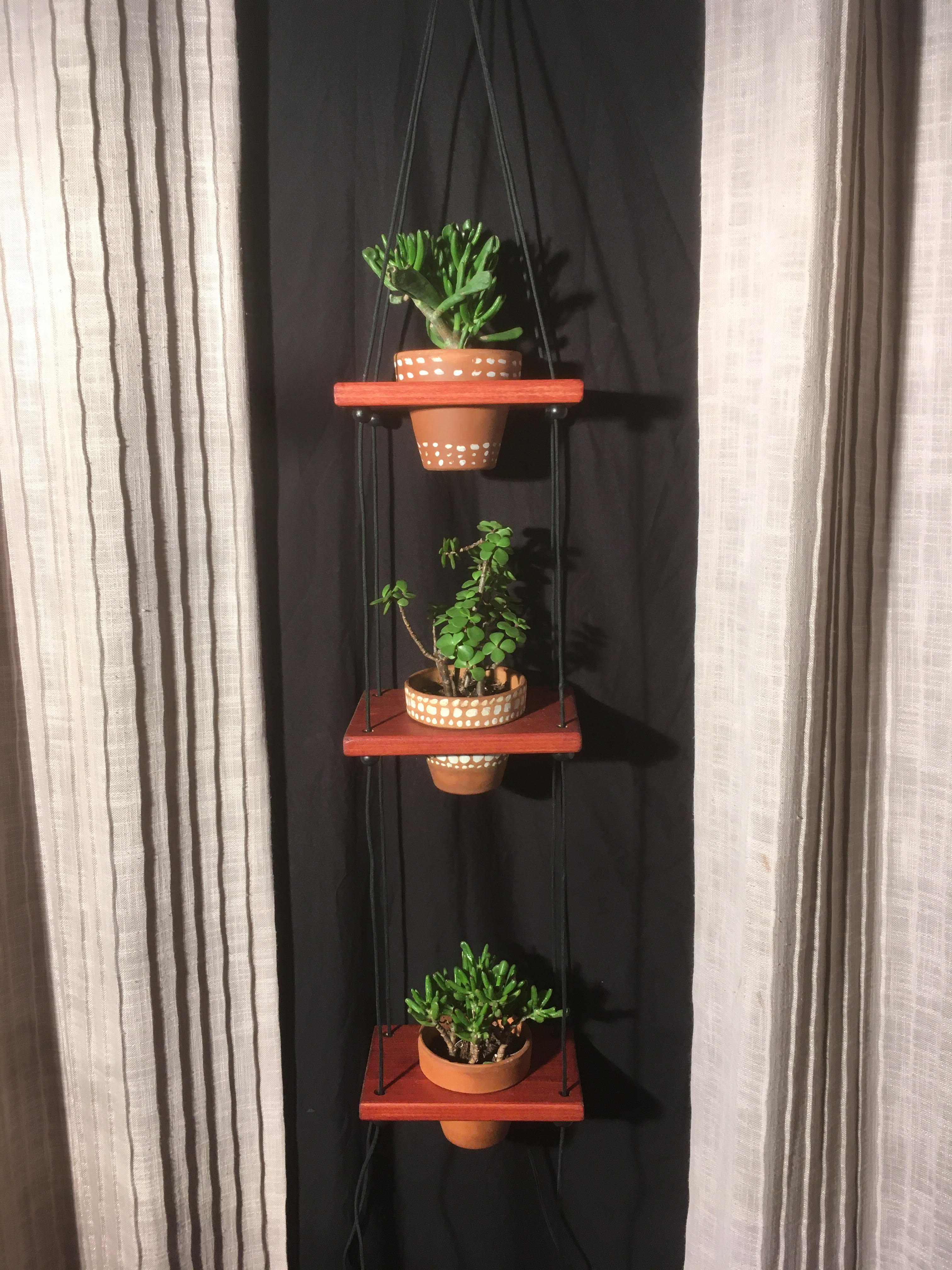 3 hanging plant pots 3 Pot Plant Shelf "Shwing" – Clay Pot Swings