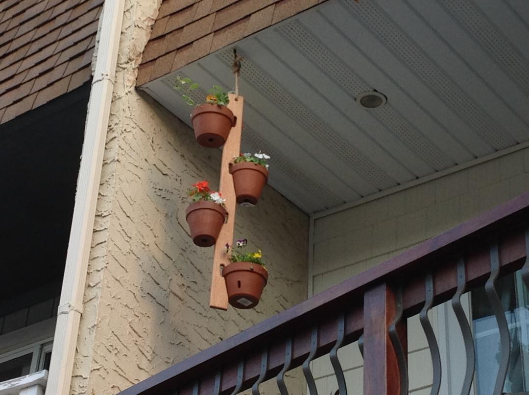 4 Pot Swing on a Balcony